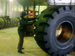 Продажа крупногабаритных шин и шин для спецтехники