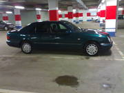 Мерседес-Бенц E240 W210