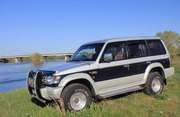Продам 5-дверный джип Mitsubishi Padjero 1995 г.в. V-3
