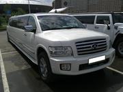 Элитный лимузин Infiniti QX56 белого цвета с водителем.