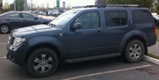 джип Nissan Pathfinder