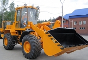 Фронтальный погрузчик 