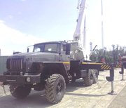 Продам 25т автокран,  кран автомобильный Урал 6х6 285 л.с. кабина новая