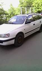 продам авто Toyota Carina E